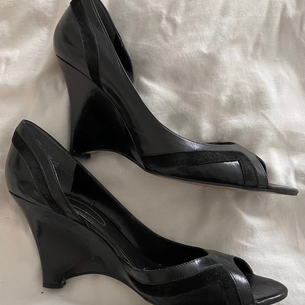 Women's Nine West Pump; Size 9M; pre-owned; heavily worn